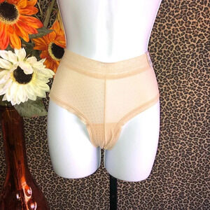 🌻5/$25🌻RELATIVITY INTIMATES Size 6